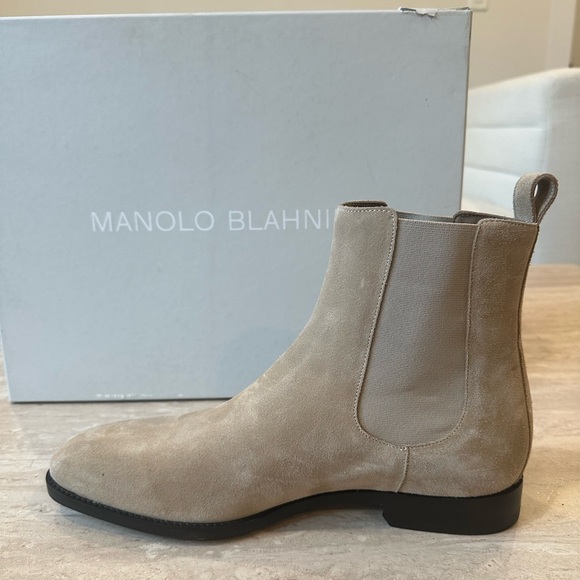 Manolo Blahnik Delsa Ankle Boots - Picture 3 of 7